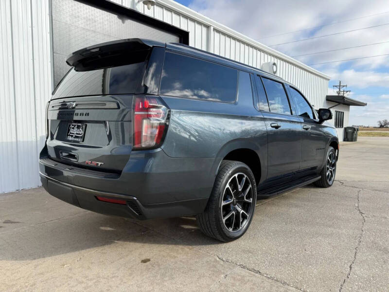 2021 Chevrolet Suburban RST
