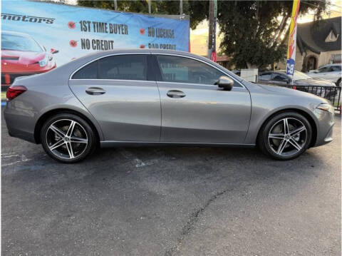 2019 Mercedes-Benz A-Class A 220