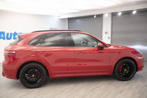2021 Porsche Cayenne GTS