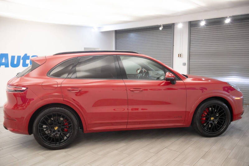 2021 Porsche Cayenne GTS