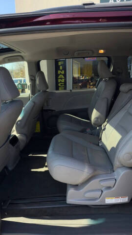 2015 Toyota Sienna