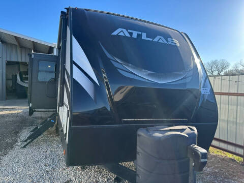 2020 Dutchmen Atlas 3382BH for sale at Blackwell RV Sales in Red Oak TX