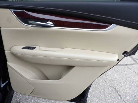 2017 Cadillac XT5 Premium Luxury