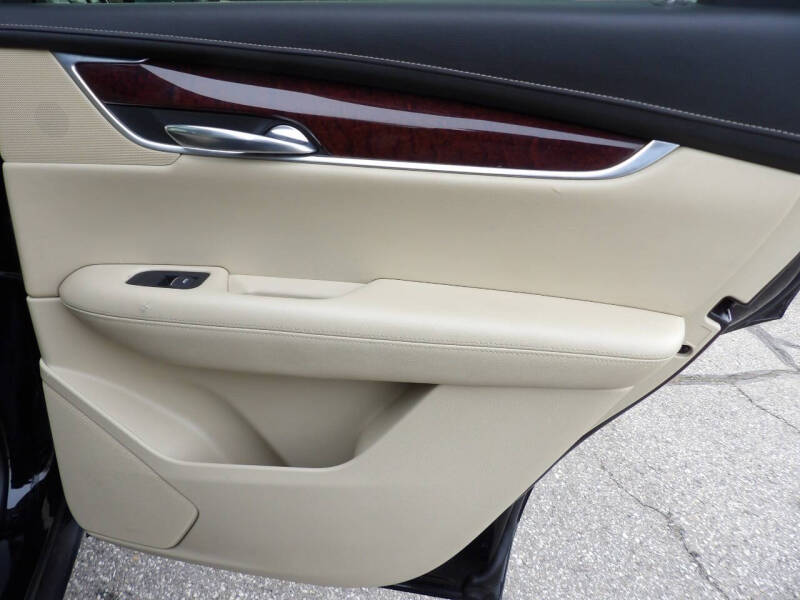 2017 Cadillac XT5 Premium Luxury