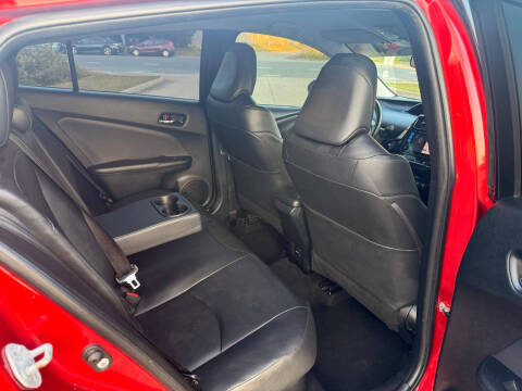 2017 Toyota Prius Three Touring