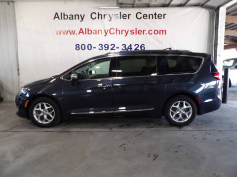 2020 Chrysler Pacifica Limited 35th Anniversary
