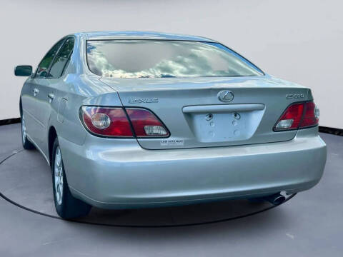 2004 Lexus ES 330