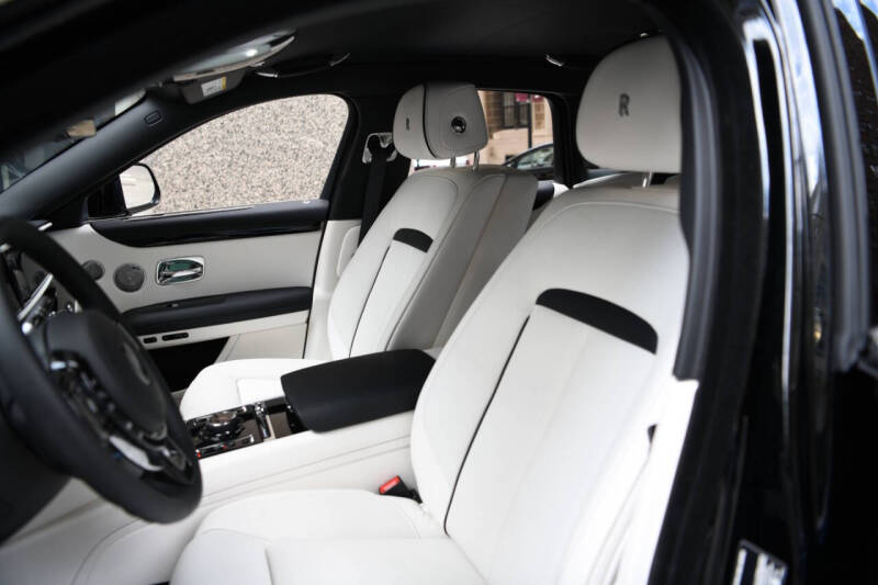 2025 Rolls-Royce Ghost