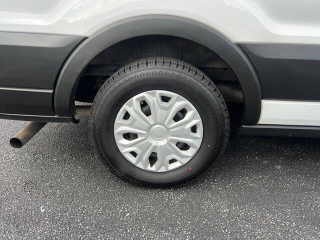 2023 Ford Transit 350 XLT