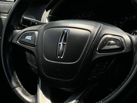 2017 Lincoln MKZ Premiere