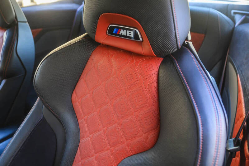 2023 BMW M8 Competition