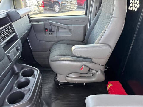 2024 GMC Savana 2500