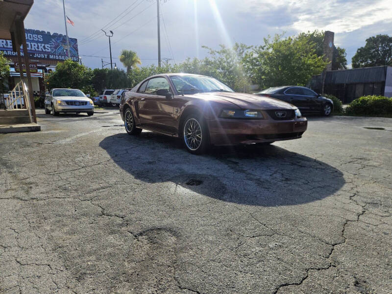 2004 Ford Mustang