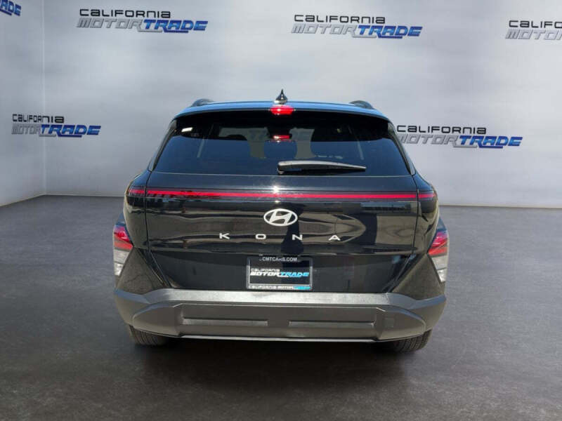 2025 Hyundai Kona SEL Convenience