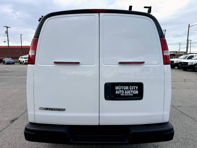 2019 Chevrolet Express 2500