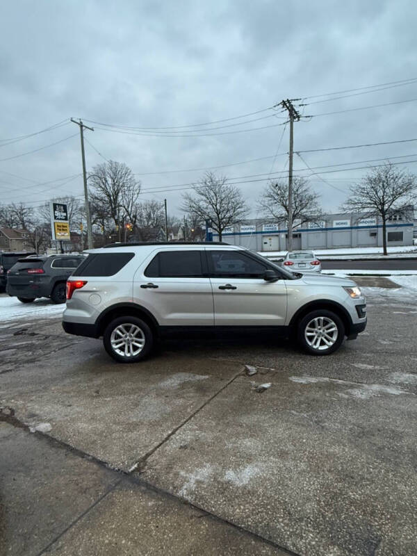 2017 Ford Explorer