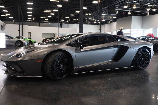 2018 Lamborghini Aventador LP 740-4 S