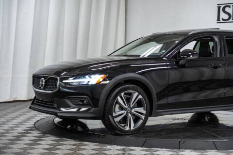 2024 Volvo V60 Cross Country B5 Plus