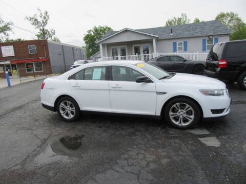 2015 Ford Taurus