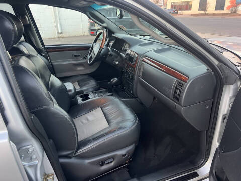 2004 Jeep Grand Cherokee Overland