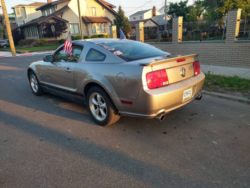 2009 Ford Mustang V6 Premium