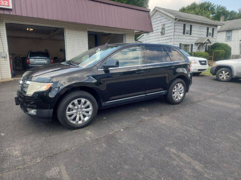 2008 Ford Edge for sale at Maximum Auto Group II INC in Cortland OH