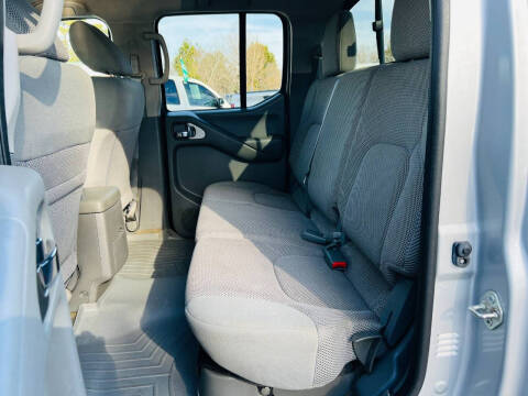 2017 Nissan Frontier SV