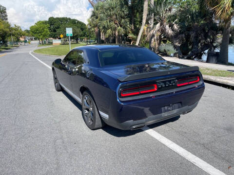 2016 Dodge Challenger SXT