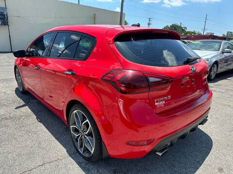 2015 Kia Forte5 SX