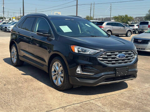 2020 Ford Edge Titanium