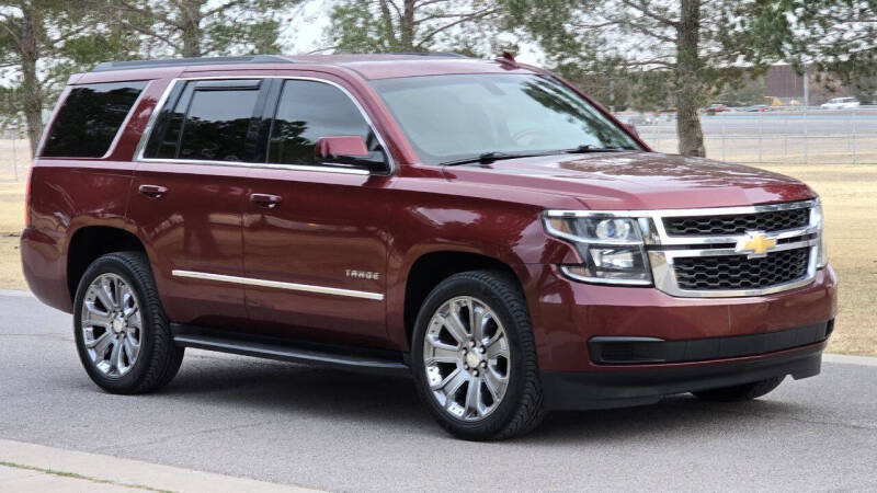 2017 Chevrolet Tahoe LS photo 4