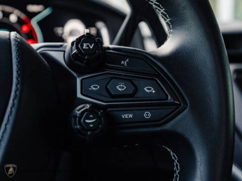 2024 Lamborghini Revuelto