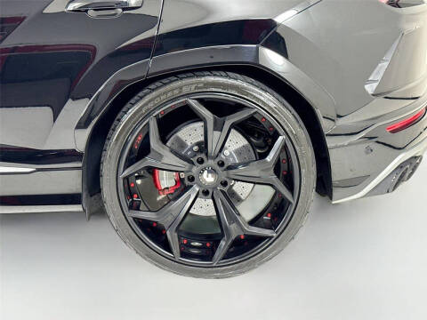 2020 Lamborghini Urus