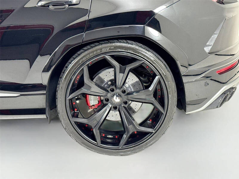 2020 Lamborghini Urus