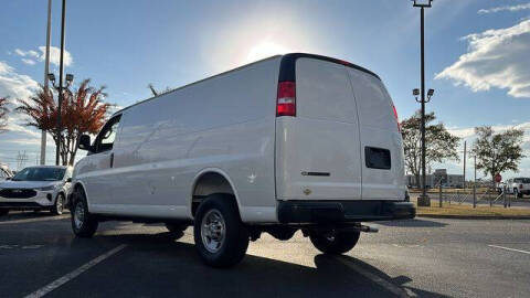 2025 Chevrolet Express 2500