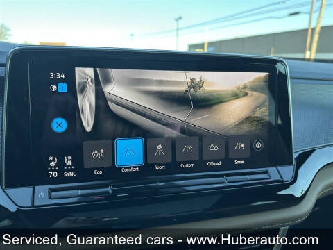 2024 Volkswagen Atlas Cross Sport SEL 4Motion