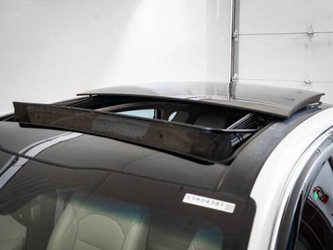 2019 Kia Cadenza Technology