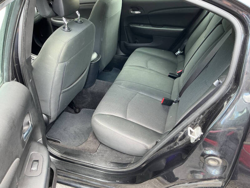 2011 Chrysler 200 Touring