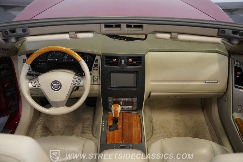 2005 Cadillac XLR