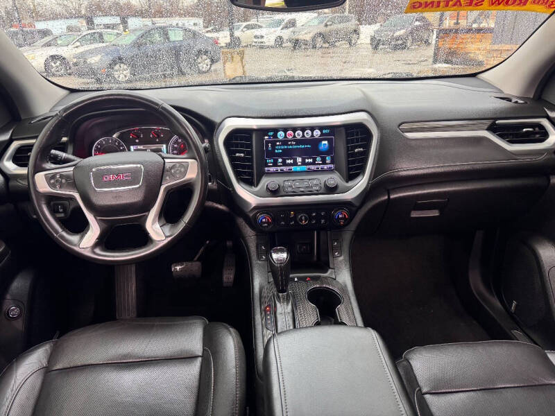 2017 GMC Acadia SLT-1