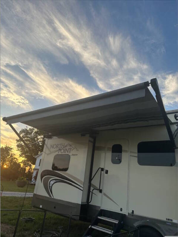 2020 Jayco North Point 383FKWS