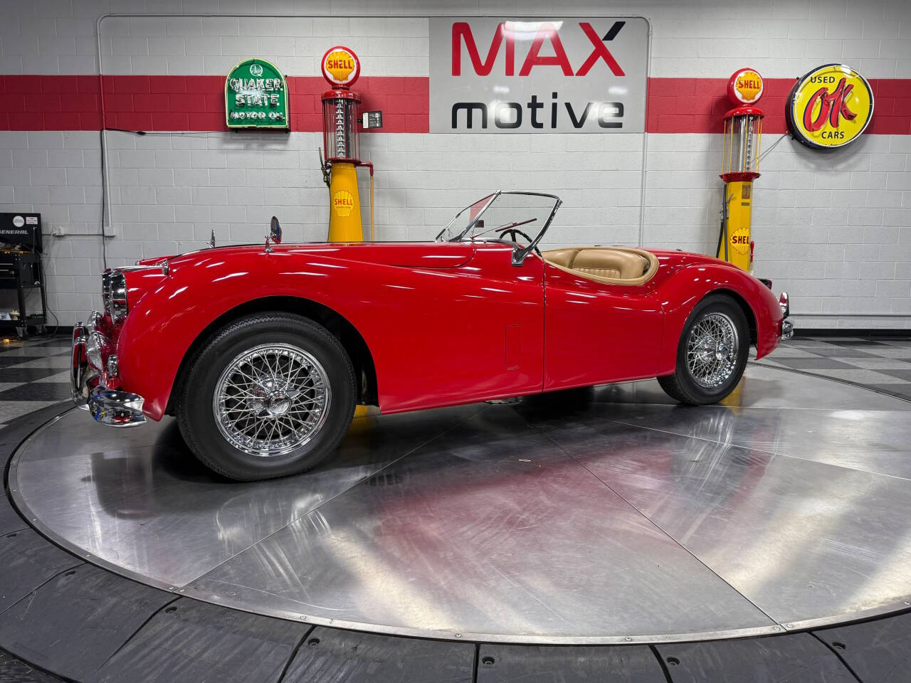 1956 Jaguar XK 140 Roadster 7
