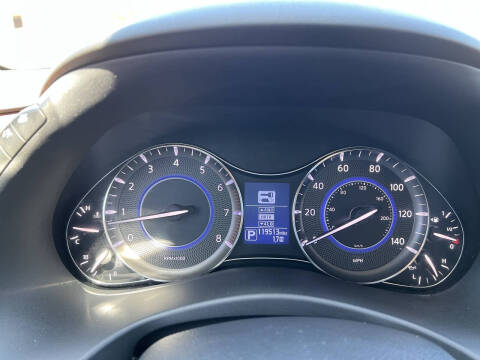 2019 Infiniti QX80 Luxe