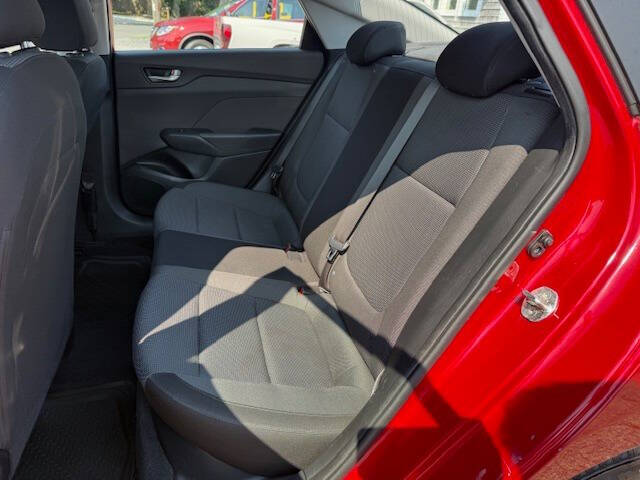 2018 Hyundai Accent SE