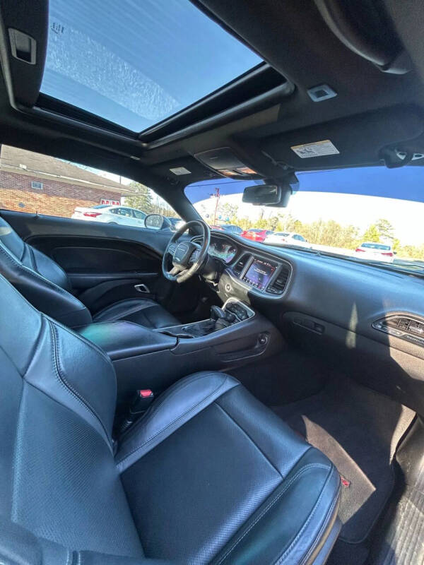 2019 Dodge Challenger SXT