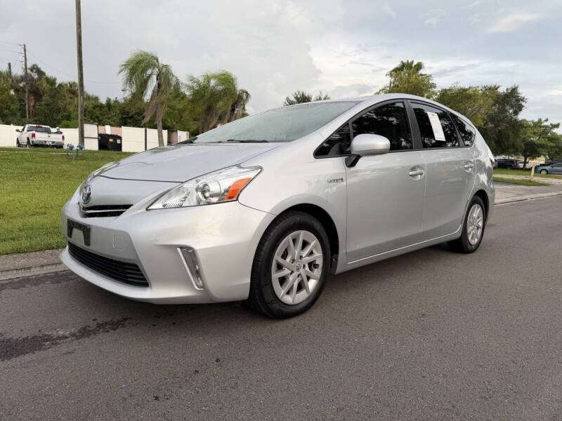 2012 Toyota Prius v Three