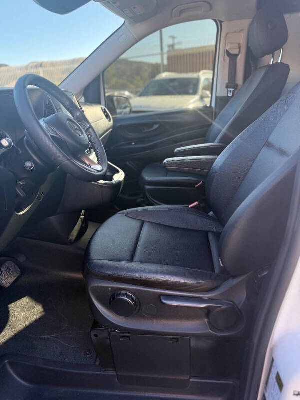 2023 Mercedes-Benz Metris