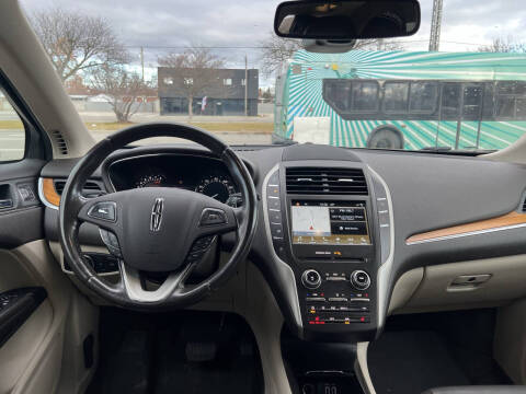 2017 Lincoln MKC Select