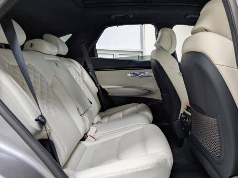 2025 Genesis Electrified GV70 Advanced