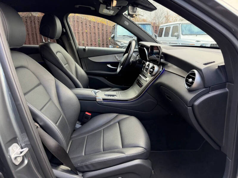 2021 Mercedes-Benz GLC GLC 300 4MATIC